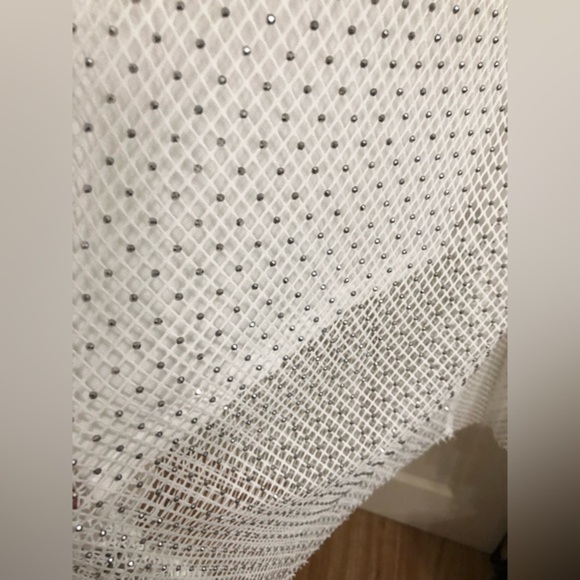 Sincerely Jules white sequin net mesh cropped tank top and skirt set size medium - Picture 15 of 17